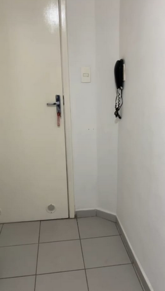 Quarto disponível na República, São Paulo