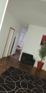 Casa nova bem localizada