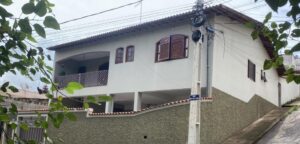 Casa Rosa da Lily em Varginha, MG