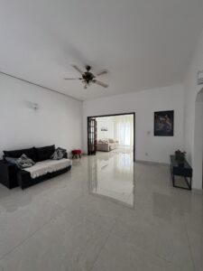 Casa de alto padrão para hospedagem e atendimento ao lado do centro